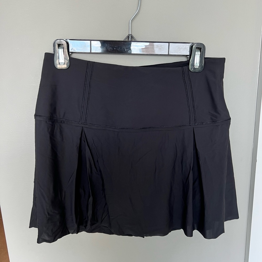 Lululemon black skort